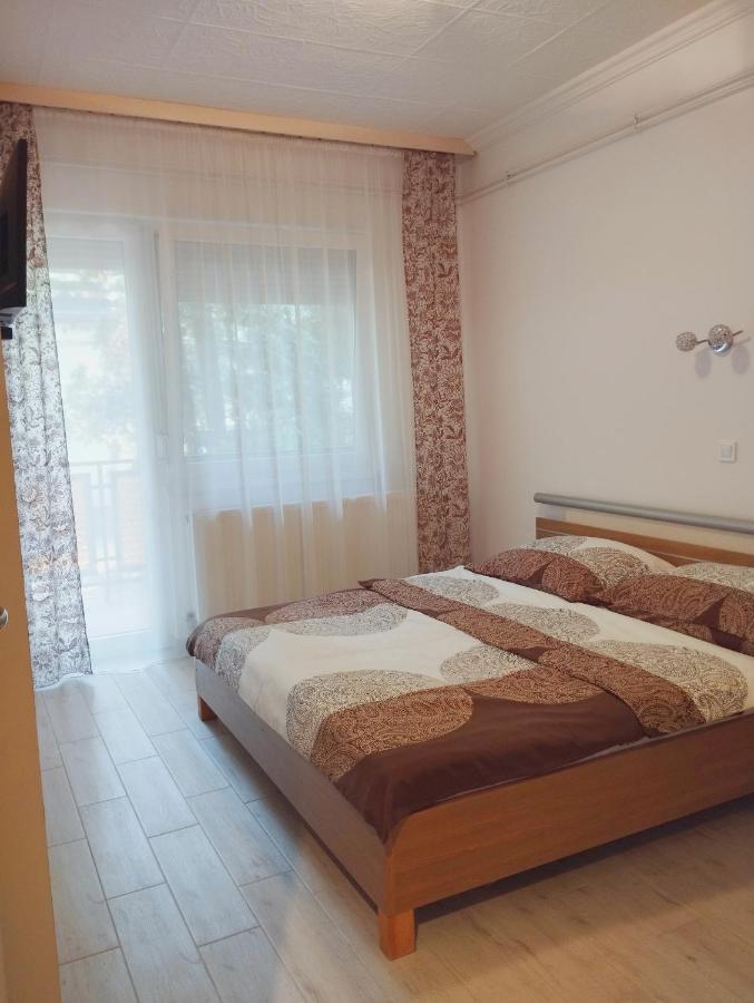 Ildiko Apartman Hajduszoboszlo Exterior photo
